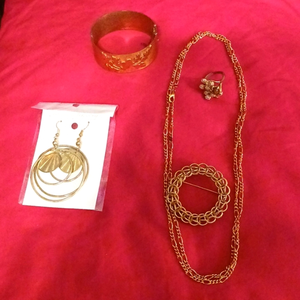 Gold plated jewelry set
